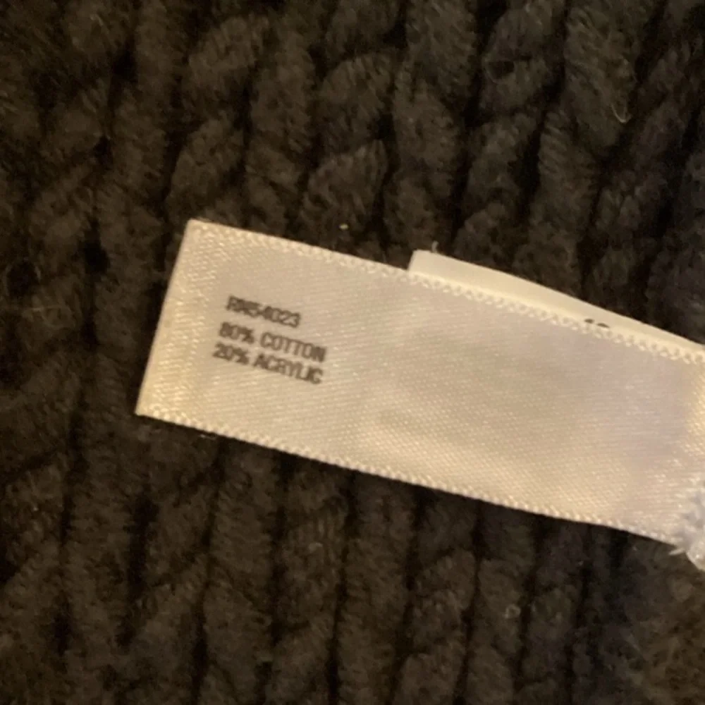 LIKE NEW GAP CHUNKY FISHERMAN HAND KNIT OPEN CARDIGAN BLACK SEMIFITTED SWEATER M